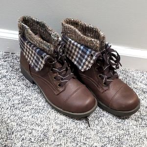 Brown Lace Up Boots Size 7